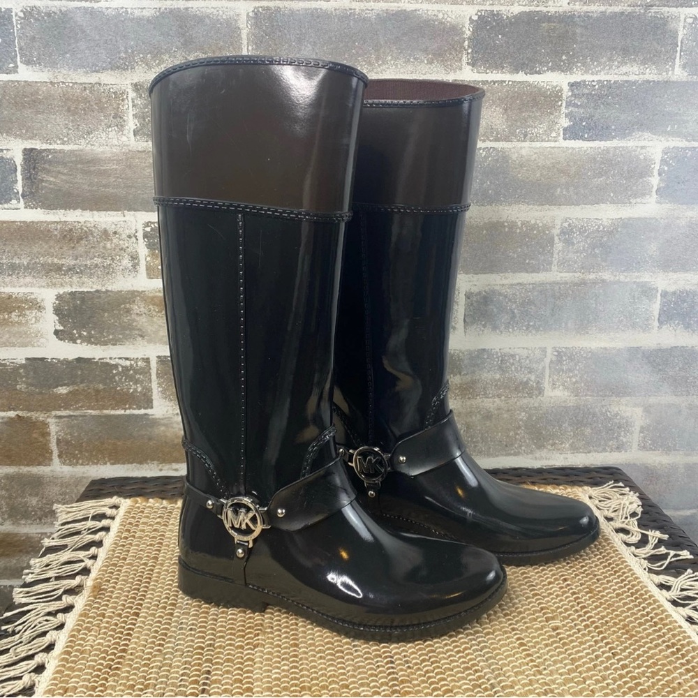 Michael Kors, Two Tone, Silver Emblem, Tall Rain Boots, Size 9 - Picture 5 of 9